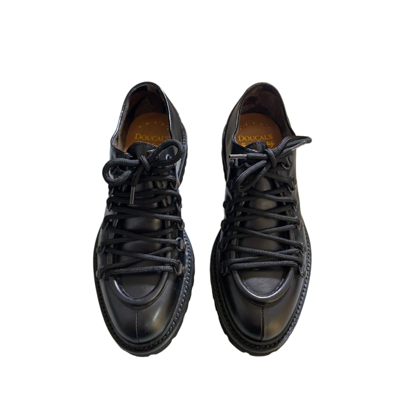 Scarpa uomo Doucal's - Stringata in pelle - Colore Nero