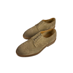 Scarpa uomo Doucal's - Brogue Derby Stringate - fiore e coda di rondine - in camoscio - Colore Sabbia